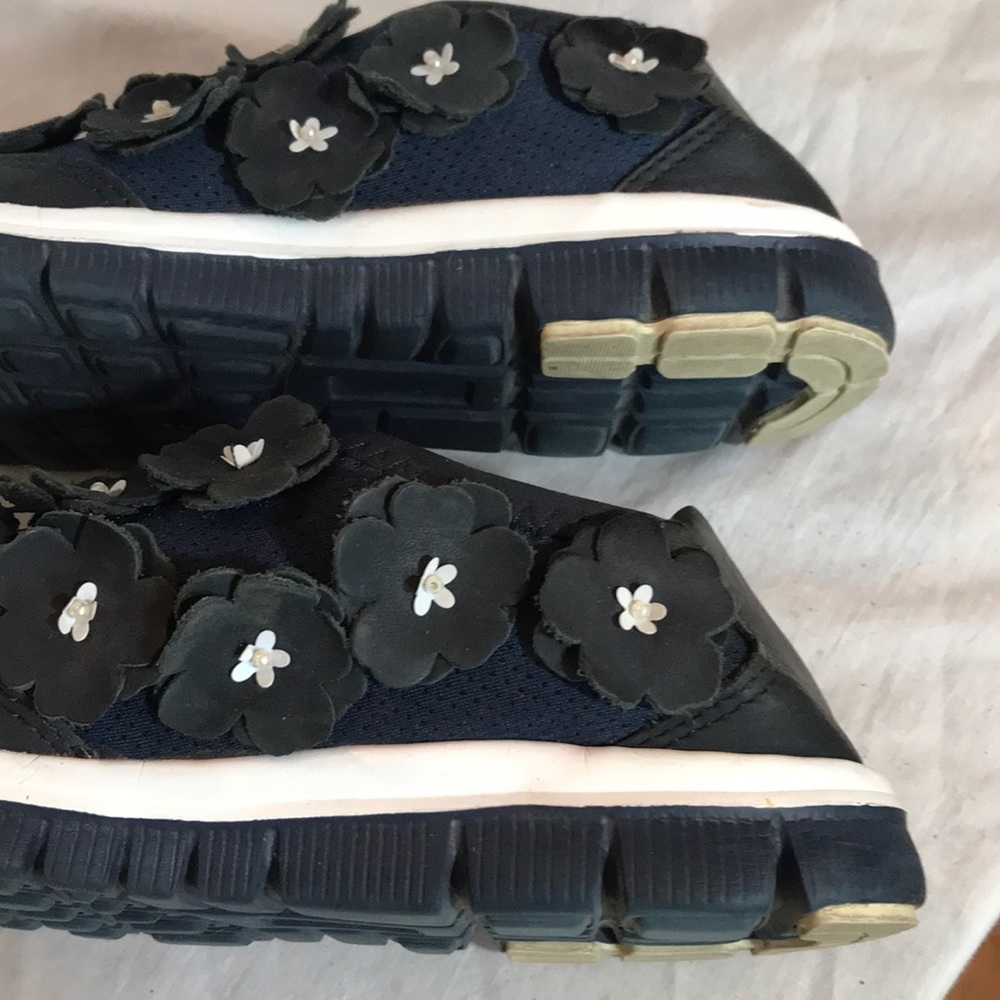 “MARC CAIN” Navy Leather Floral Sneakers. - Picture 11 of 12